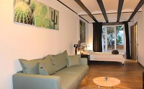 Increible Apartamento Con Terraza Al Lado De Torres De Quart